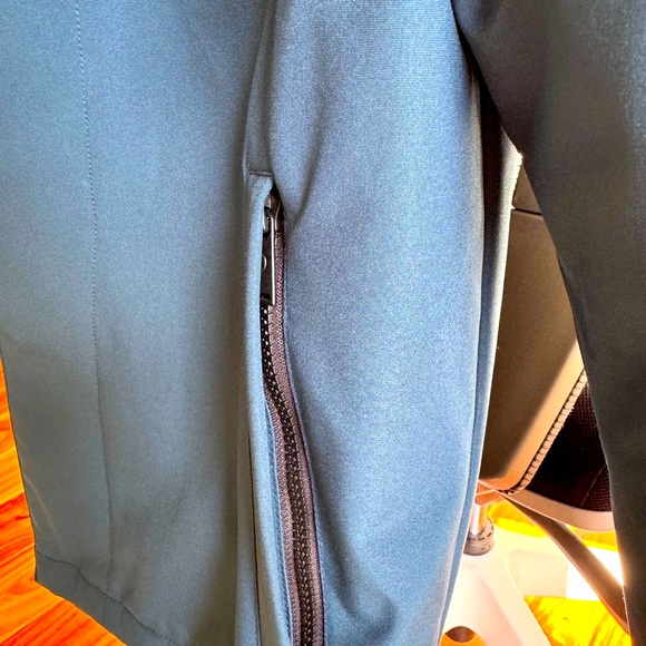 NWT Gorgeous dry and warm Pendleton Jacket for sale - Picture 5 of 16